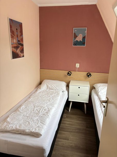 2. Schlafzimmer